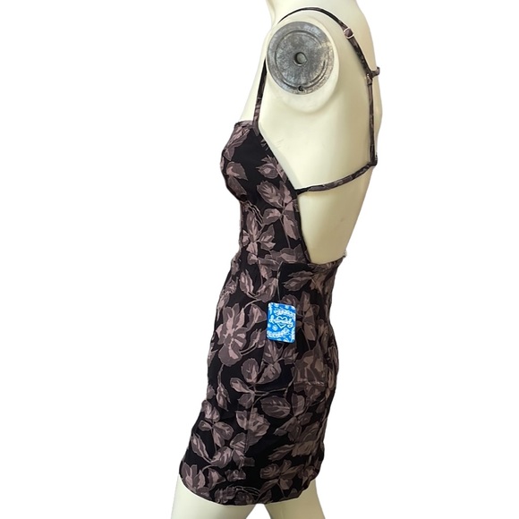 Free people - Printed Mini Dress in Floral - Picture 2 of 6